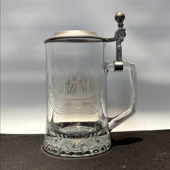 Glass Beer Mug with Pewter Lid - Picture 2 of 8